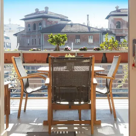 Apartment Boutique Domus River Terrace Rom