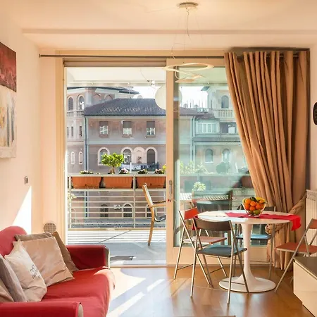 Διαμέρισμα Boutique Domus River Terrace *